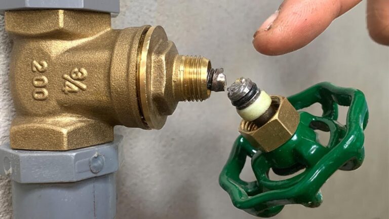 Viele wissen nicht, dass man teure Metall-Wasserhähne ganz einfach selbst reparieren kann…