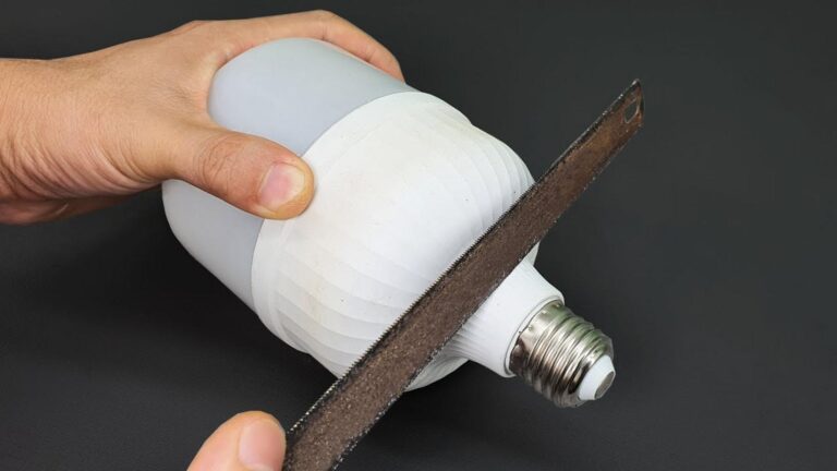 Dieser vergessene Trick verwandelt alte Glühbirnen in echte Deko-Highlights …
