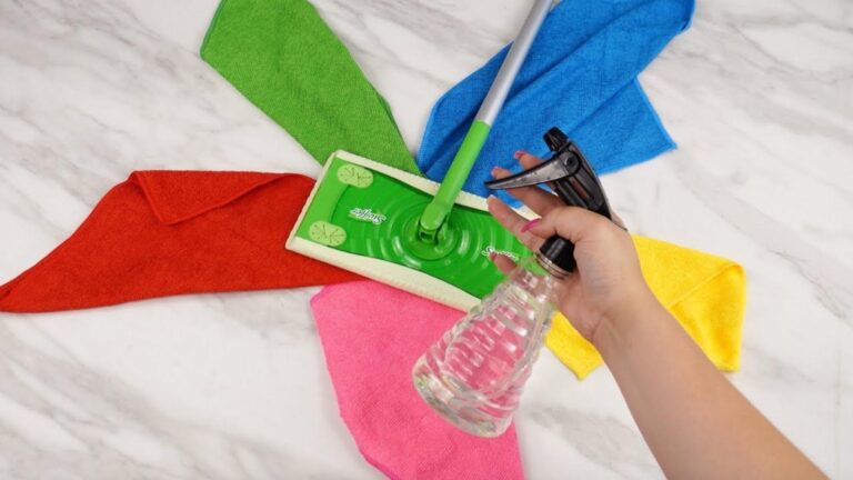 Kaum zu glauben, wie einfach du mit diesem Trick deine Swiffer-Tücher selbst herstellen